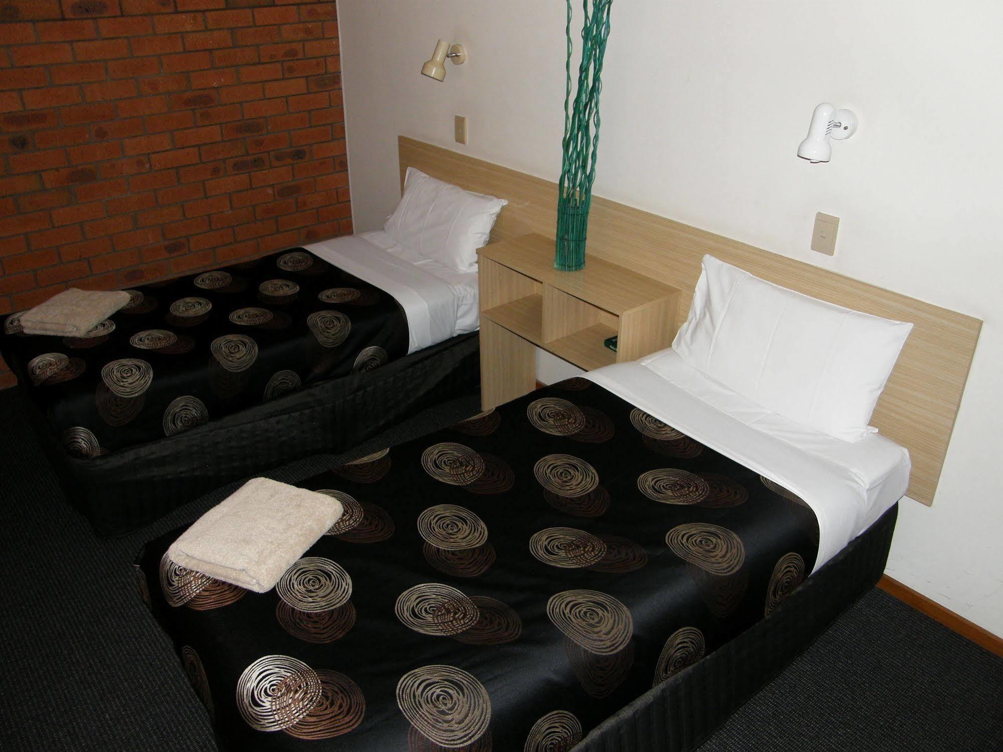 Shannon Motor Inn Geelong Exterior photo